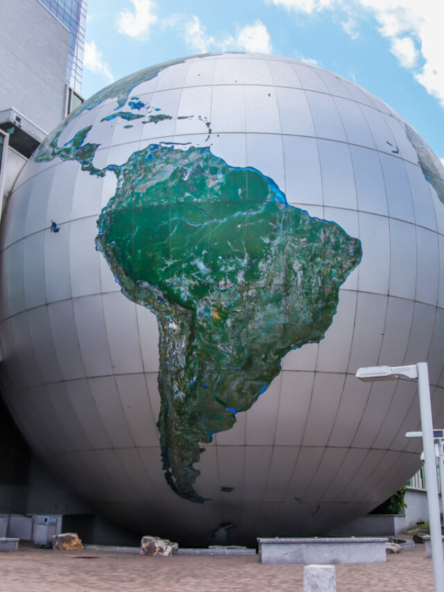The museum of Natural History globe in downtown raleigh